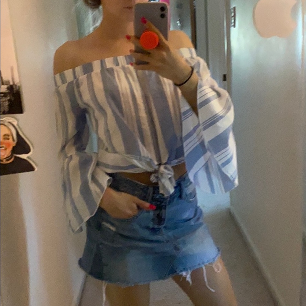 Strapless blue and white flowy shirt
